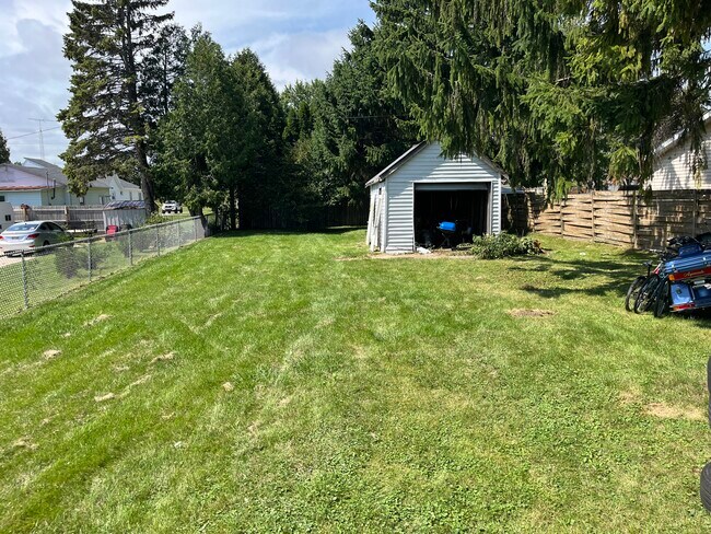 Photo - 1908 S 9th St