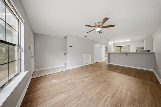 Photo - 2 bedroom x 2.5 bathroom! Great Location and Price! Guest Bathroom! Unit 10