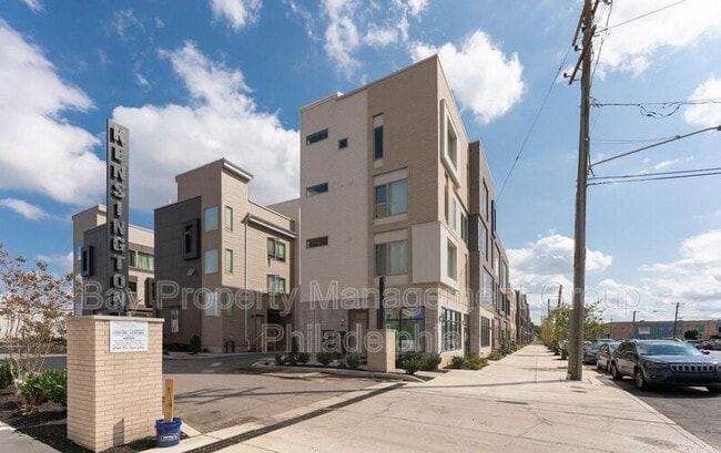 Building Photo - 2131 Kensington Walk