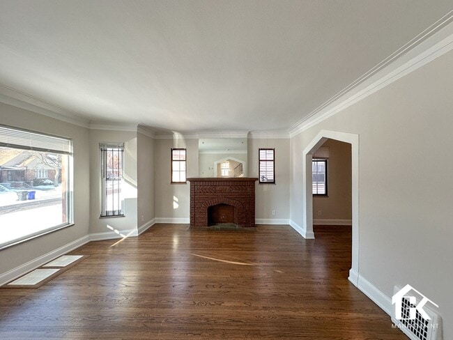 Photo - 16182 Greenlawn St