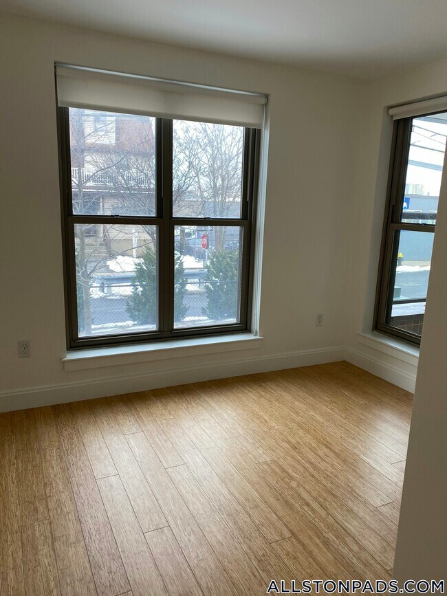 Photo - 40 Malvern St Unit 105