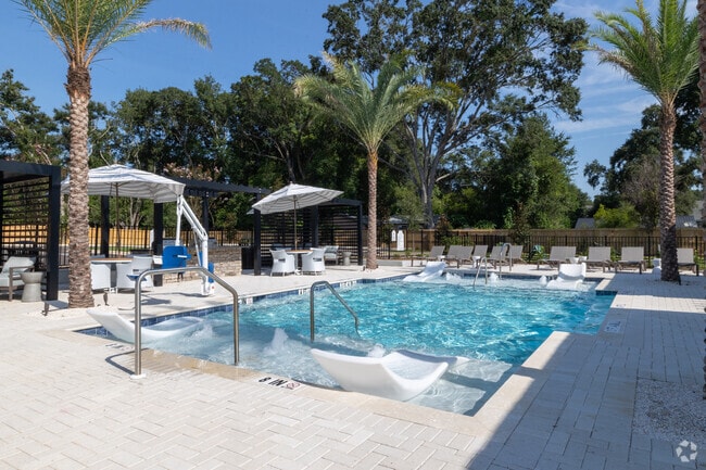 Casara Pensacola