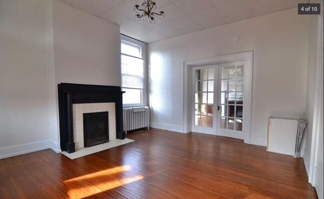 Building Photo - 2110 Rivermont Ave Unit 1