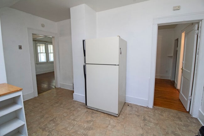 Photo - 433 5th Ave NE Unit 2