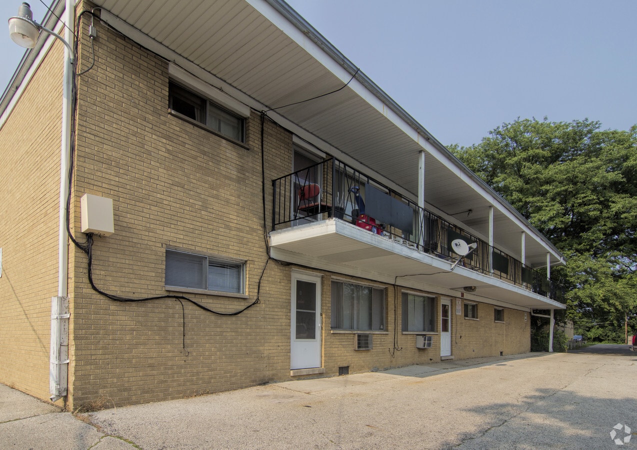 Photo - Lorraine Apartments