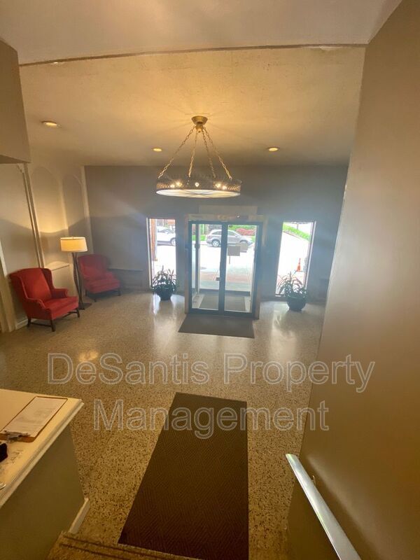 Photo - 144 North Dithridge Street Unit #606