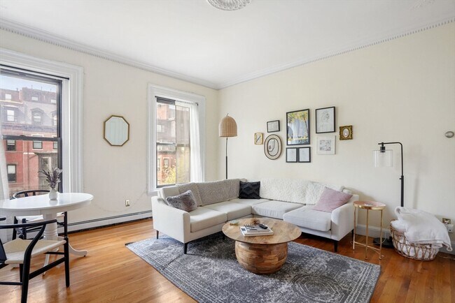 Photo - 315 Beacon St Condo Unit 1