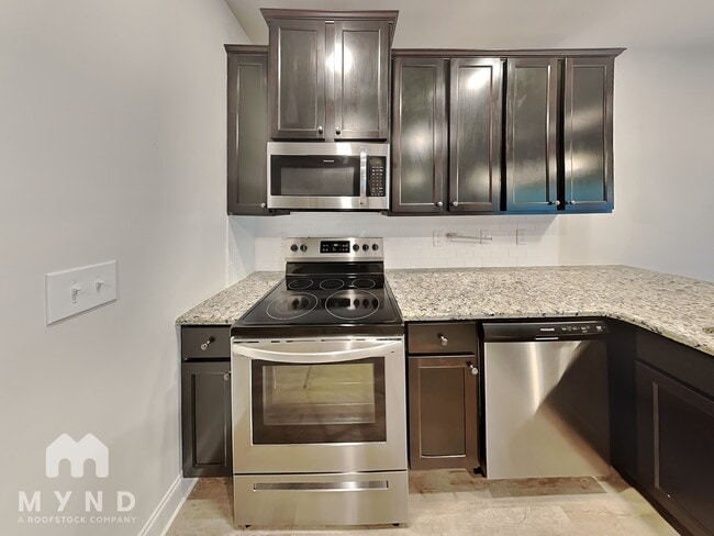 Photo - 10170 Benton Woods Dr
