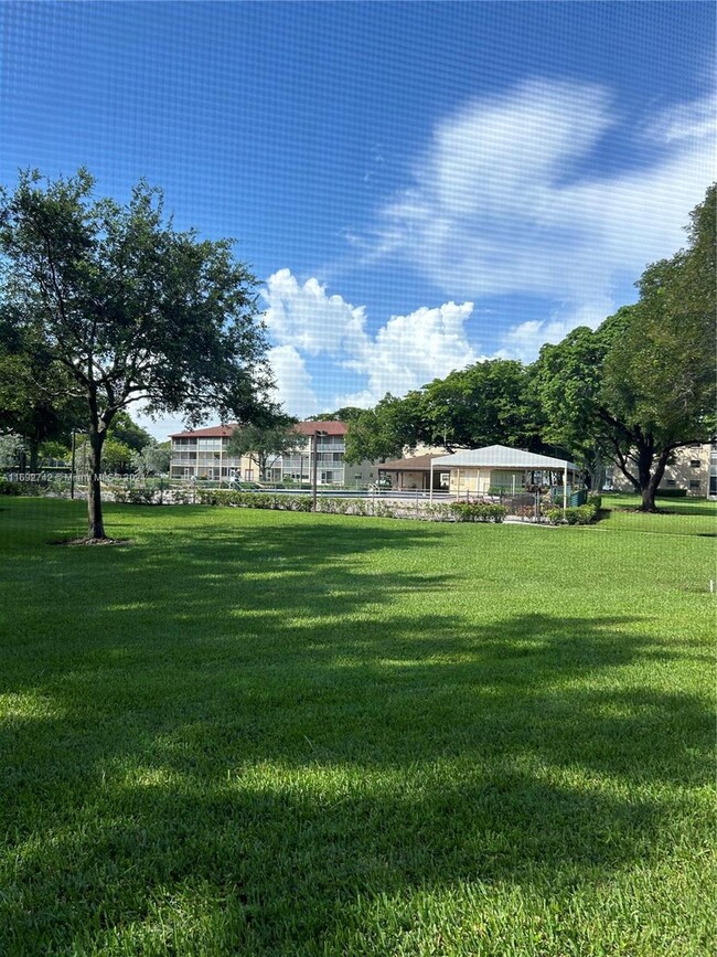 Photo - 13300 SW 1st St Condominio Unidad 105O