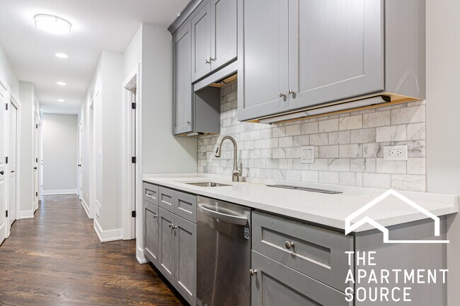 Photo - 1458 W Chestnut St Unidad 3F