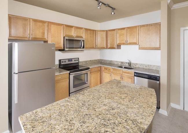 Signal Hill Apartment Homes