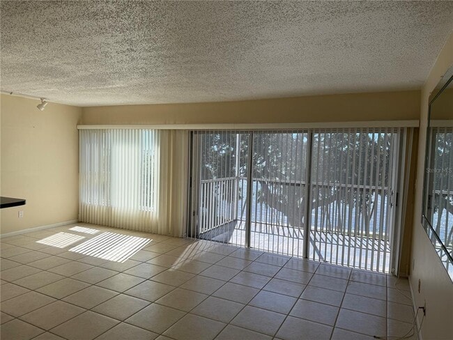 Photo - 1100 Imperial Dr Unit 407
