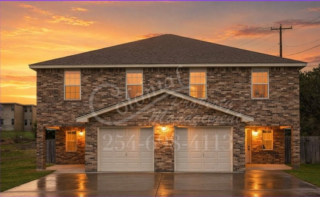 Building Photo - 3 BED / 2.5 Bath AVAILABLE NOW, APPLY TODAY ON OUR WEBSITE!!