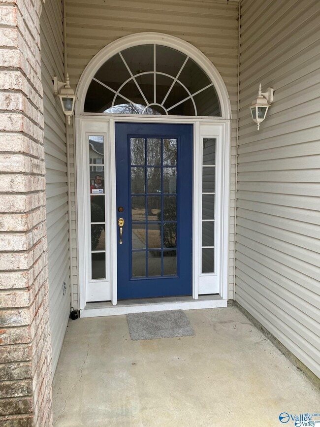 Photo - 417 Barrington Hills Dr