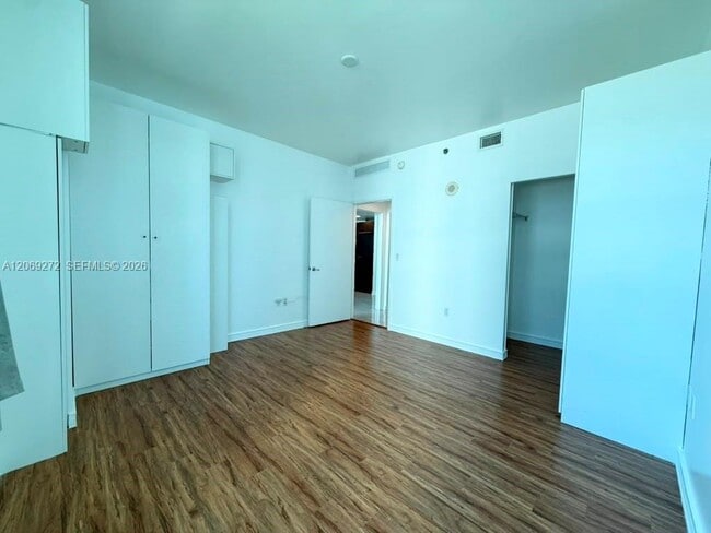 Photo - 950 Brickell Bay Dr Unidad 1108