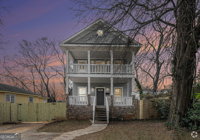 Building Photo - 1223 Wylie St SE Rental