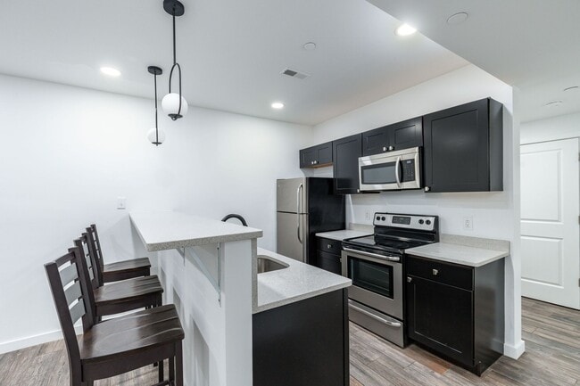 Photo - Temple Apartments