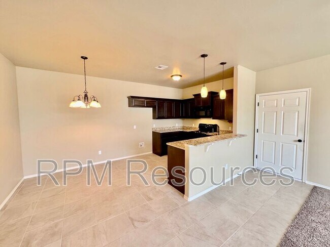 Photo - 177 Bison Ct Way