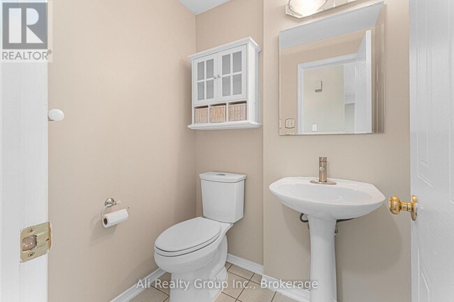 Photo - 68 Piper Crescent