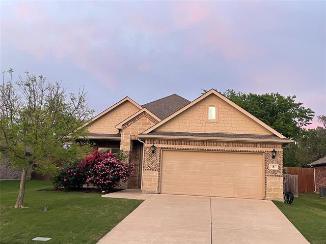 Building Photo - 8 Pleasant Valley