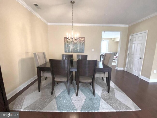 Photo - 303 Admirals Way