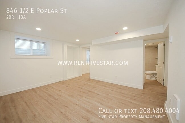 Photo - 846 1/2 E Poplar St-