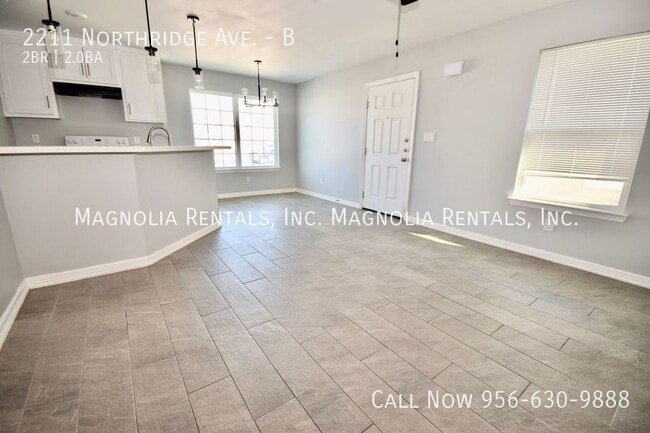 2211 Northridge Ave Unit B