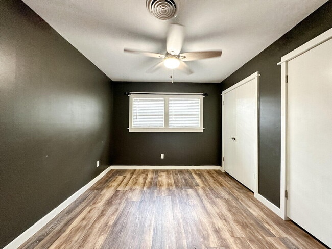 Photo - 2608 Raleigh Ave