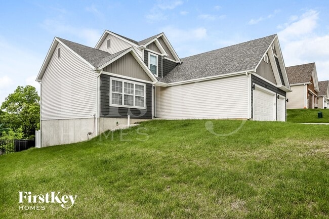 Photo - 1020 Remington Dr