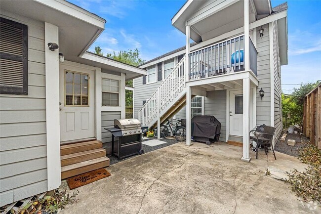 Building Photo - 813 Alexander St Unit 1 Rental