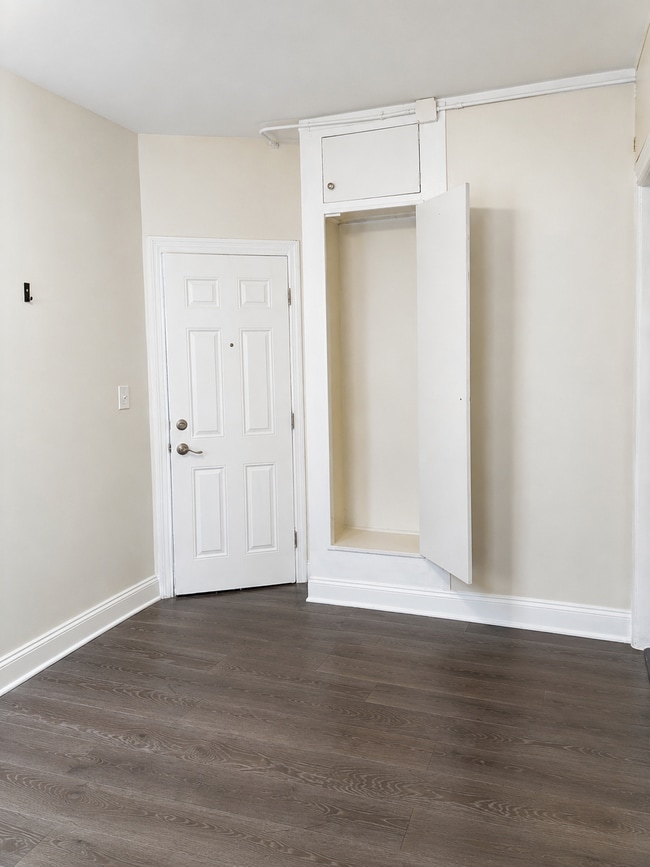 Photo - 2537 14th Pl Unit 2R