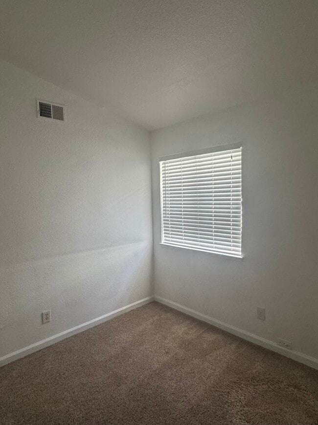 Photo - 600 Lighthouse Dr