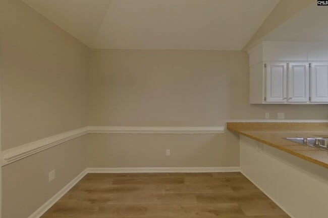 Photo - 89 Smokewood Dr