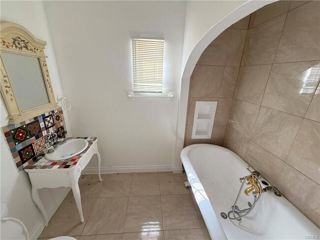 Photo - 13474 Hubbard St