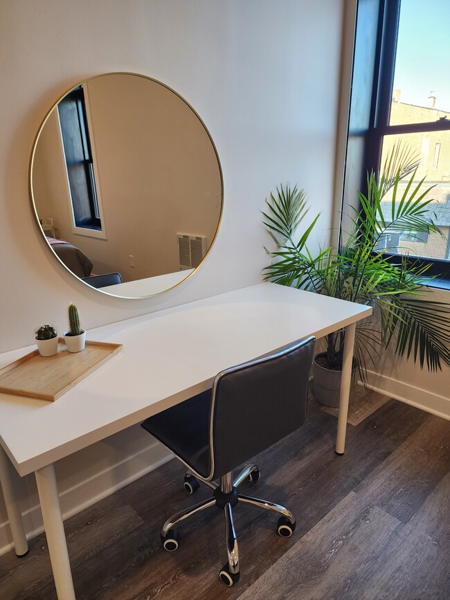 Photo - 1896 Building Unidad 2B