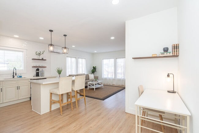 102 Lockwood Dr Unit SI ID1609792P
