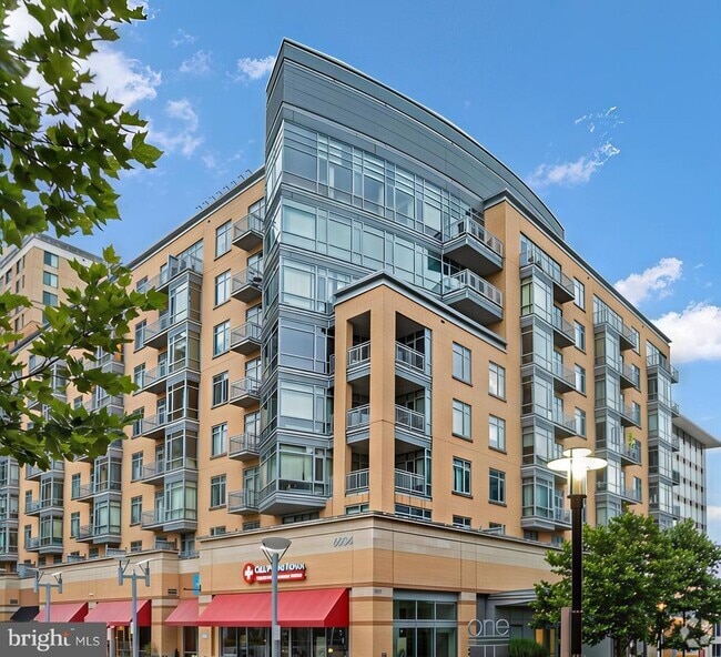 Building Photo - 6506 America Blvd Unit 414 Rental