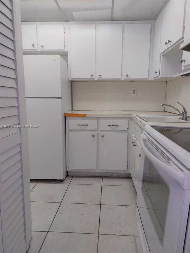 Photo - 5801 NE 18th Ave Unit 3