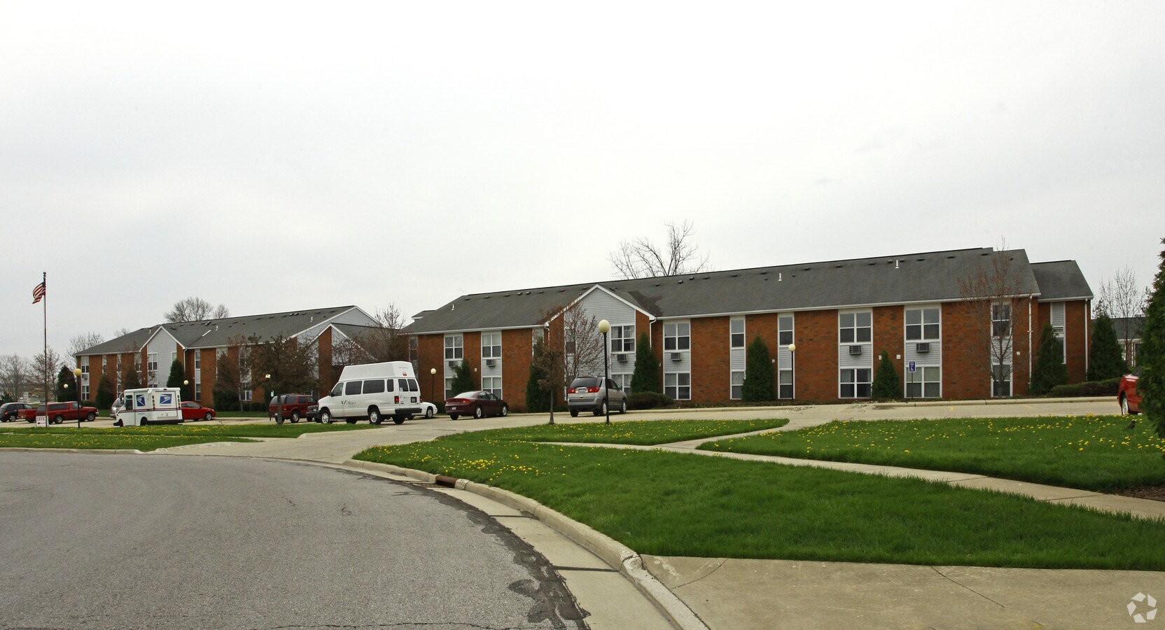 Photo - Huron Manor Apartments