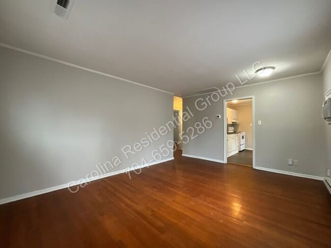 Photo - 1742 Academy St