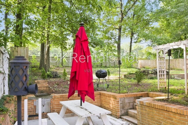Photo - 2494 Glenrock Dr