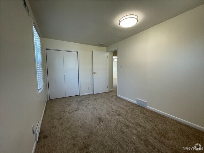 Building Photo - 163 Westchester Blvd Rental
