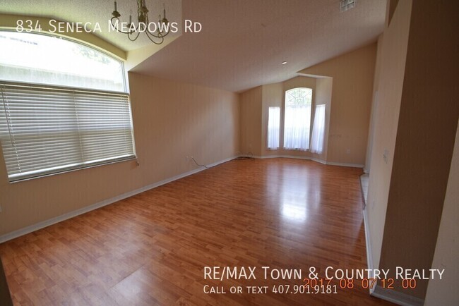 Photo - 834 Seneca Meadows Rd