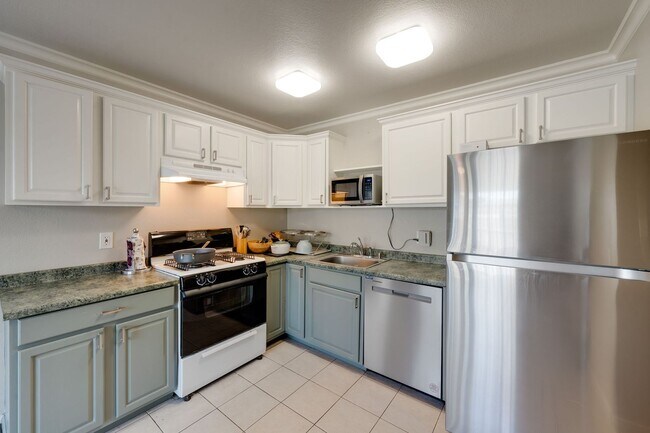 Photo - Charming 2 Bedroom Duplex with Private Backyard & Garage!