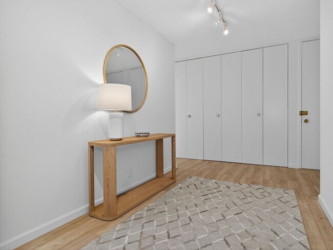 Photo - 65 E India Row Unit 6F