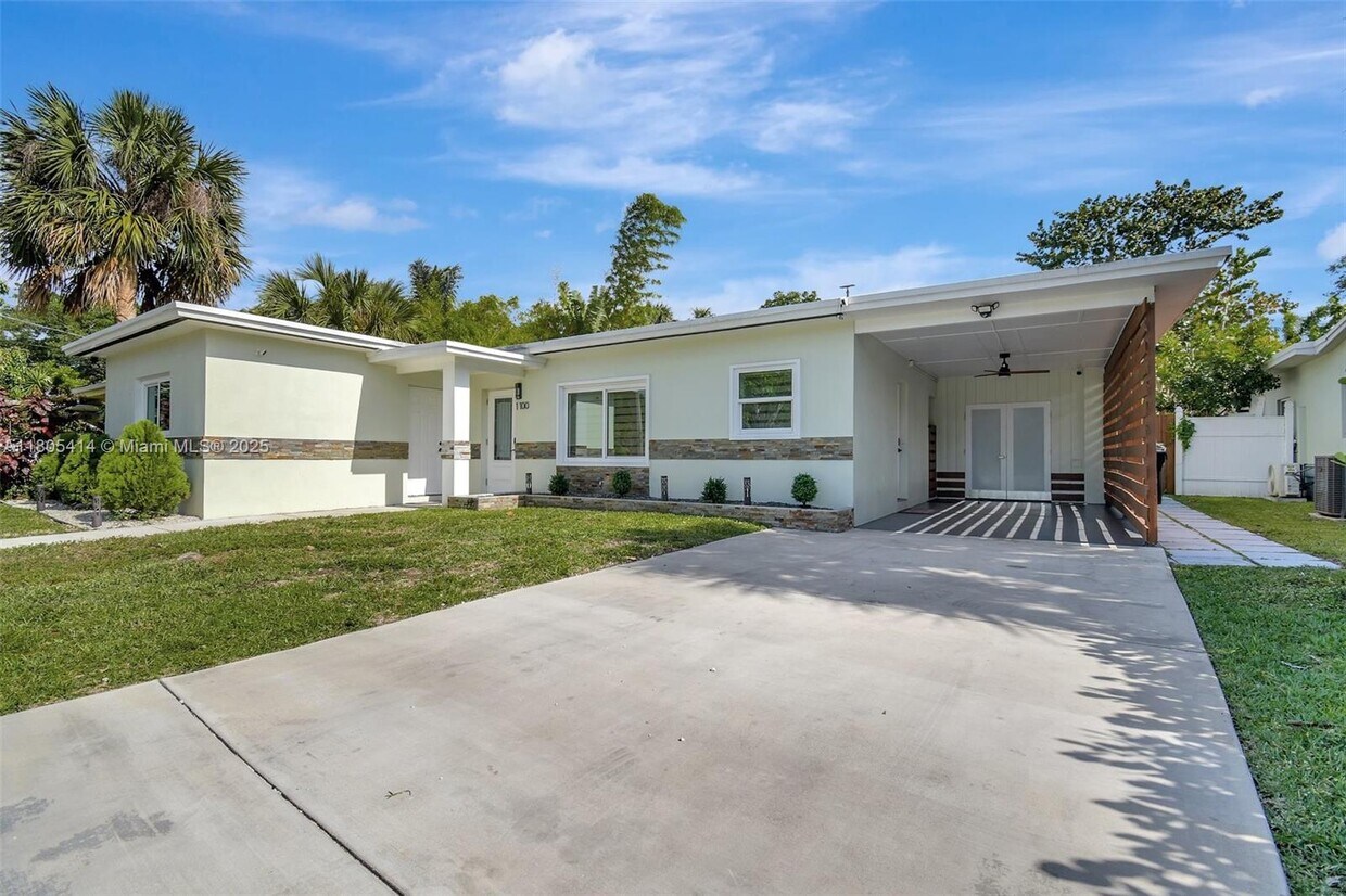 Photo - 1100 SW 20th St (Fort Lauderdale, FL)