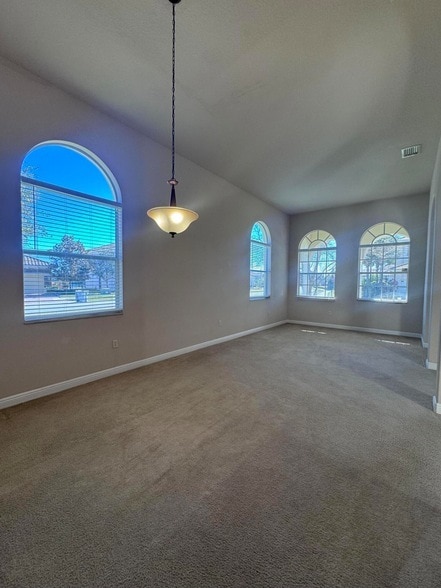 Photo - 3318 Burlington Pl SW