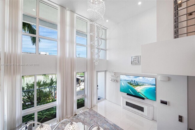 Building Photo - 31 N Shore Dr Rental