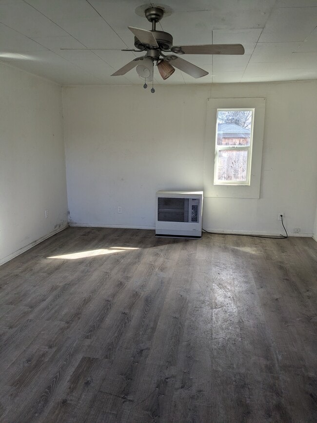 Photo - 1017 Mitchell St