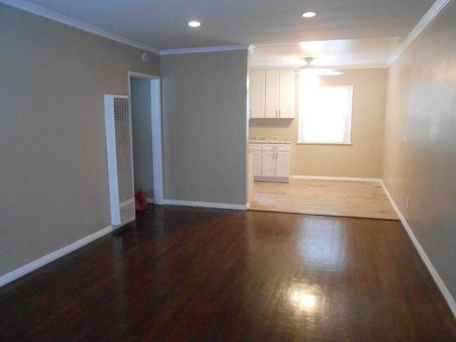 6941 Glasgow Ave Unidad 2